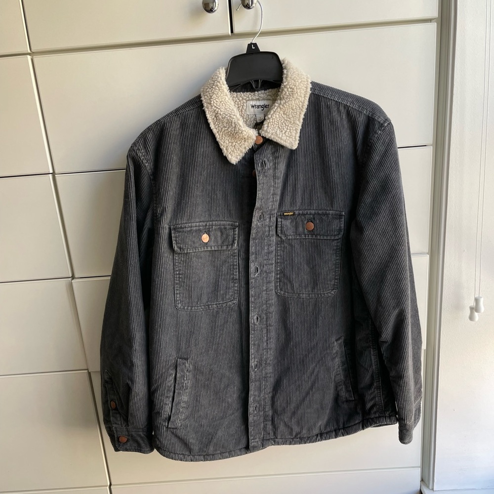 Wrangler Mens Corduroy Sherpa Lined Shirt Jacket new with tags